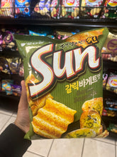 Load image into Gallery viewer, Garlic Baguette Bag of Sun Chips
